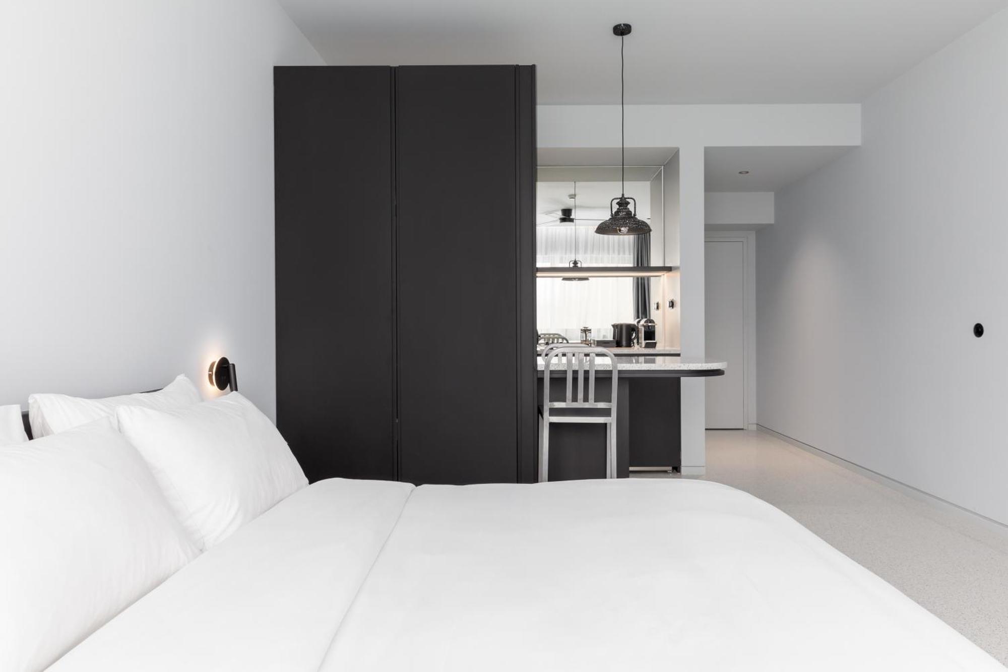 Nero Luxury Suites By Zennova Soluň Exteriér fotografie