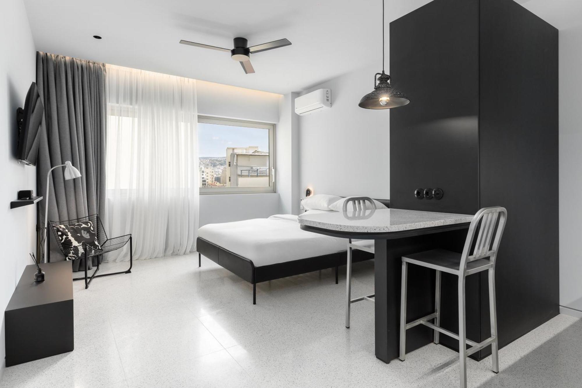 Nero Luxury Suites By Zennova Soluň Exteriér fotografie