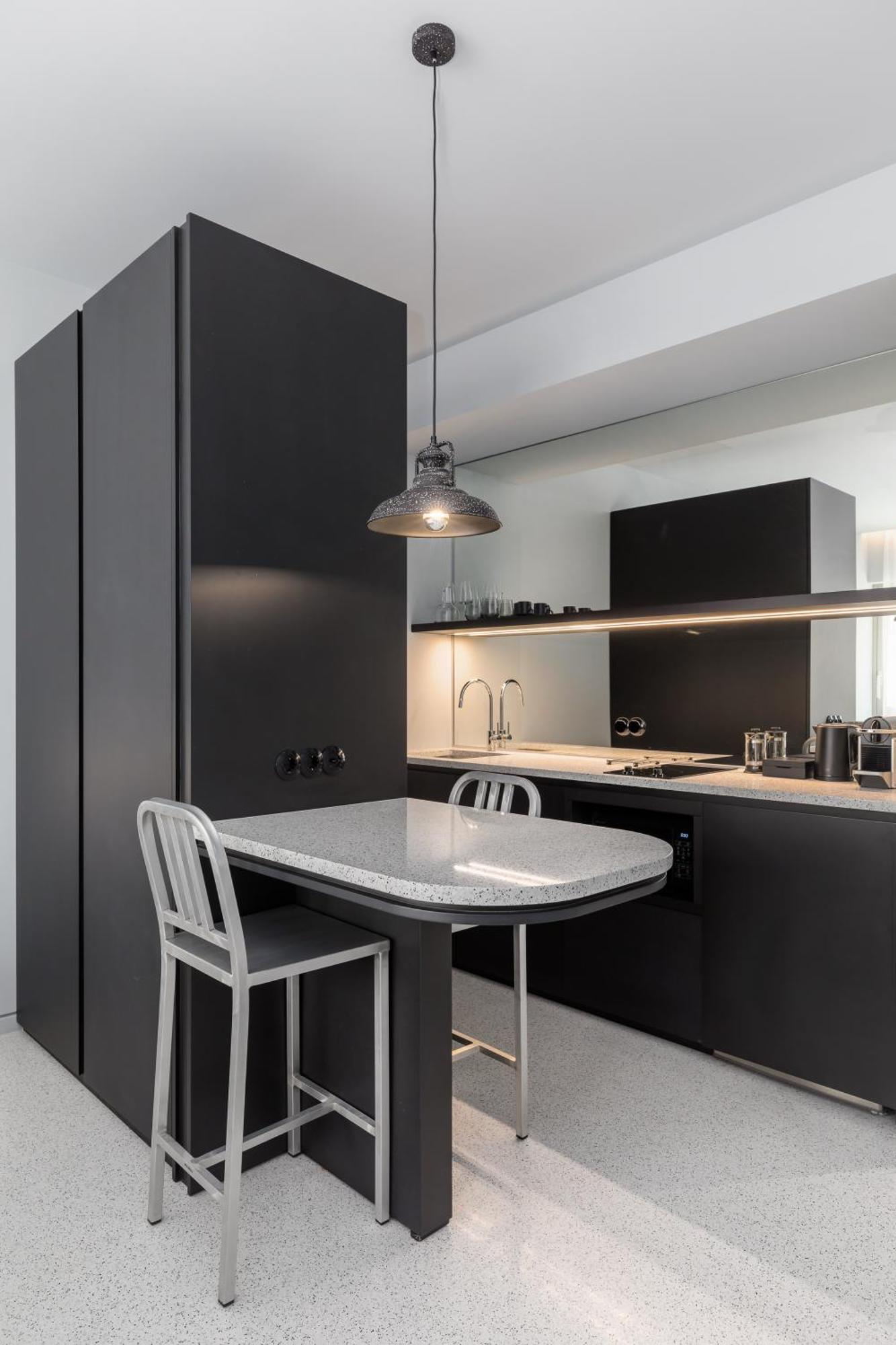 Nero Luxury Suites By Zennova Soluň Exteriér fotografie